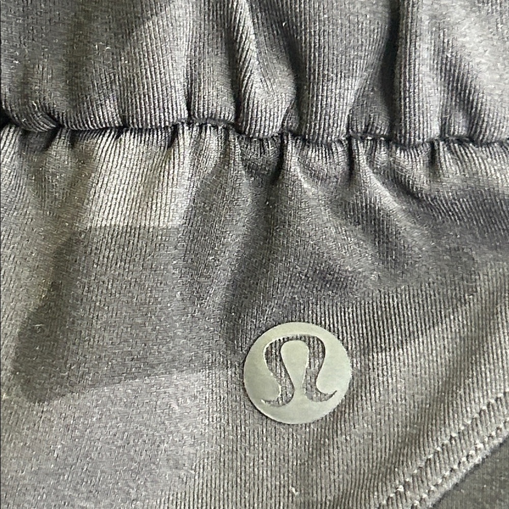 LULULEMON ATHLETIC JOGGER STRETCH HIGH RISE IN HERITAGE CAMO PANTS SZ 6 - Picture 6 of 11